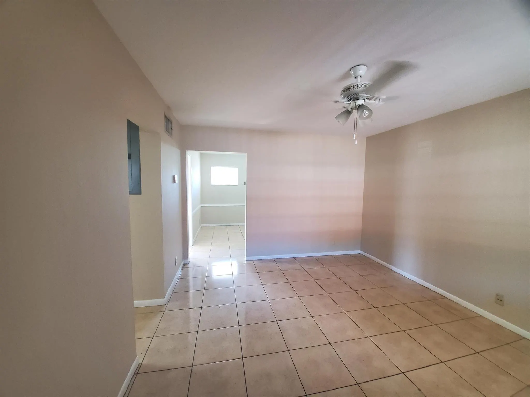 94 SE 3rd Avenue, #94-96