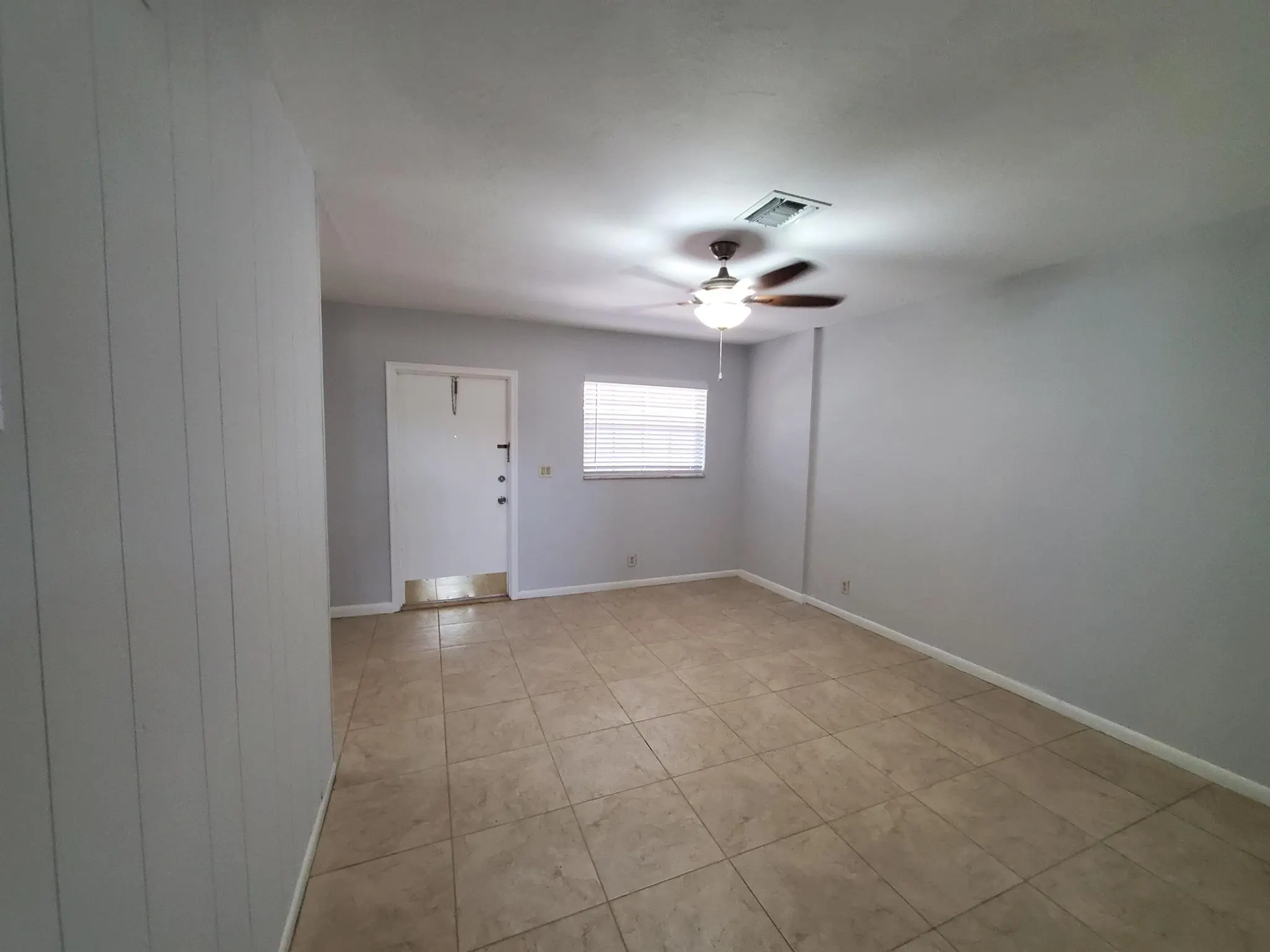 94 SE 3rd Avenue, #94-96