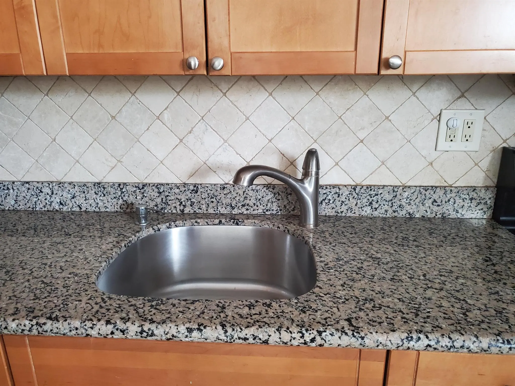 94 SE 3rd Avenue, #94-96