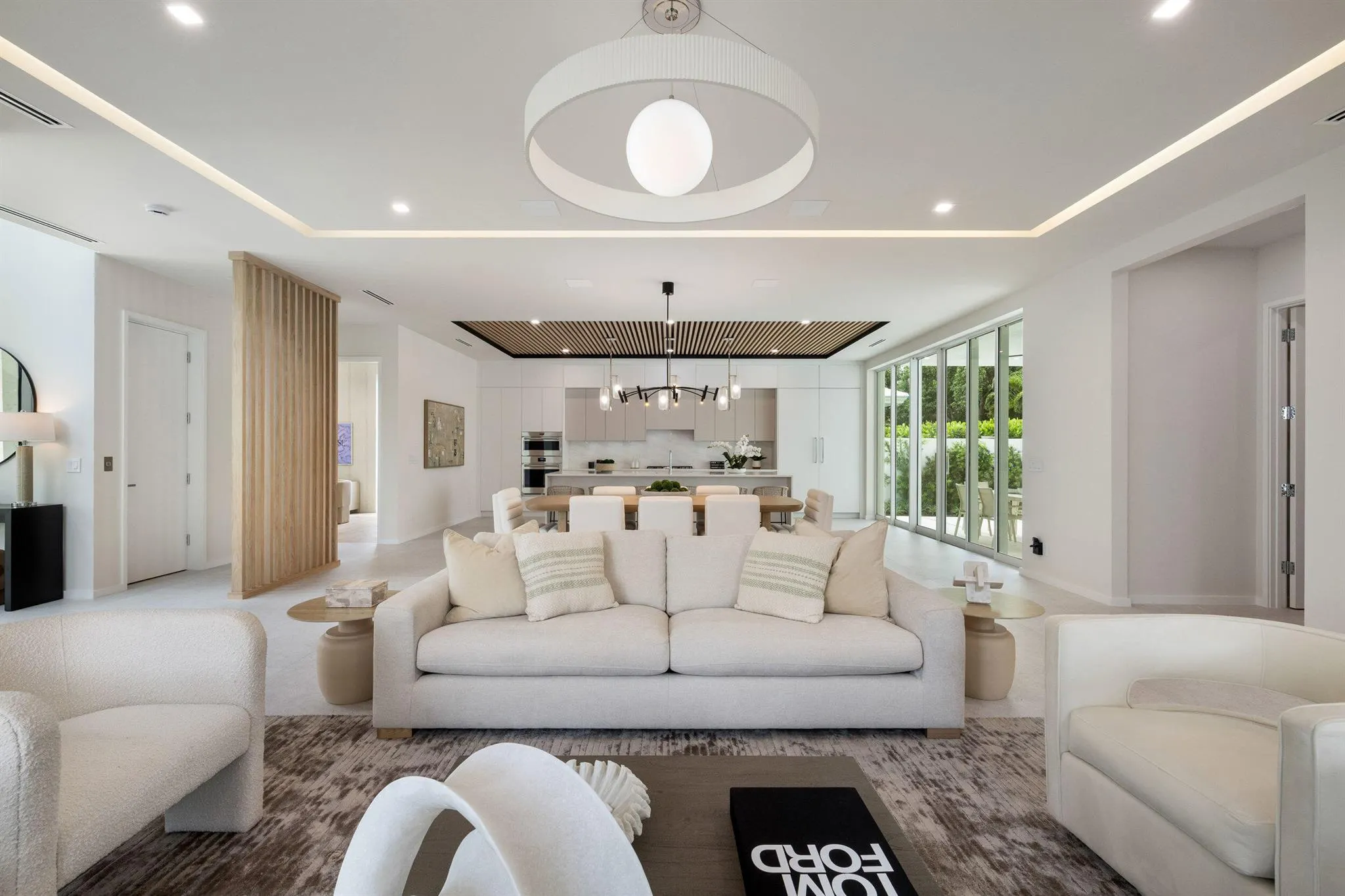 800 Bond Way