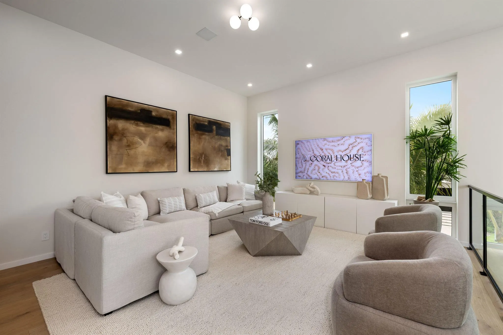 800 Bond Way