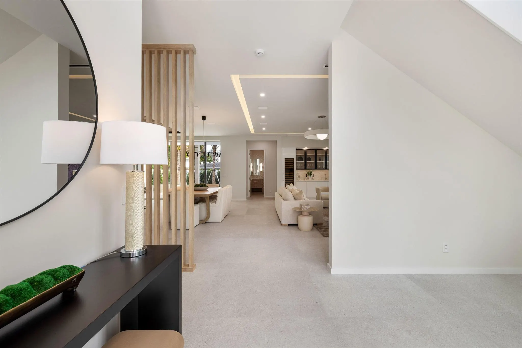 800 Bond Way