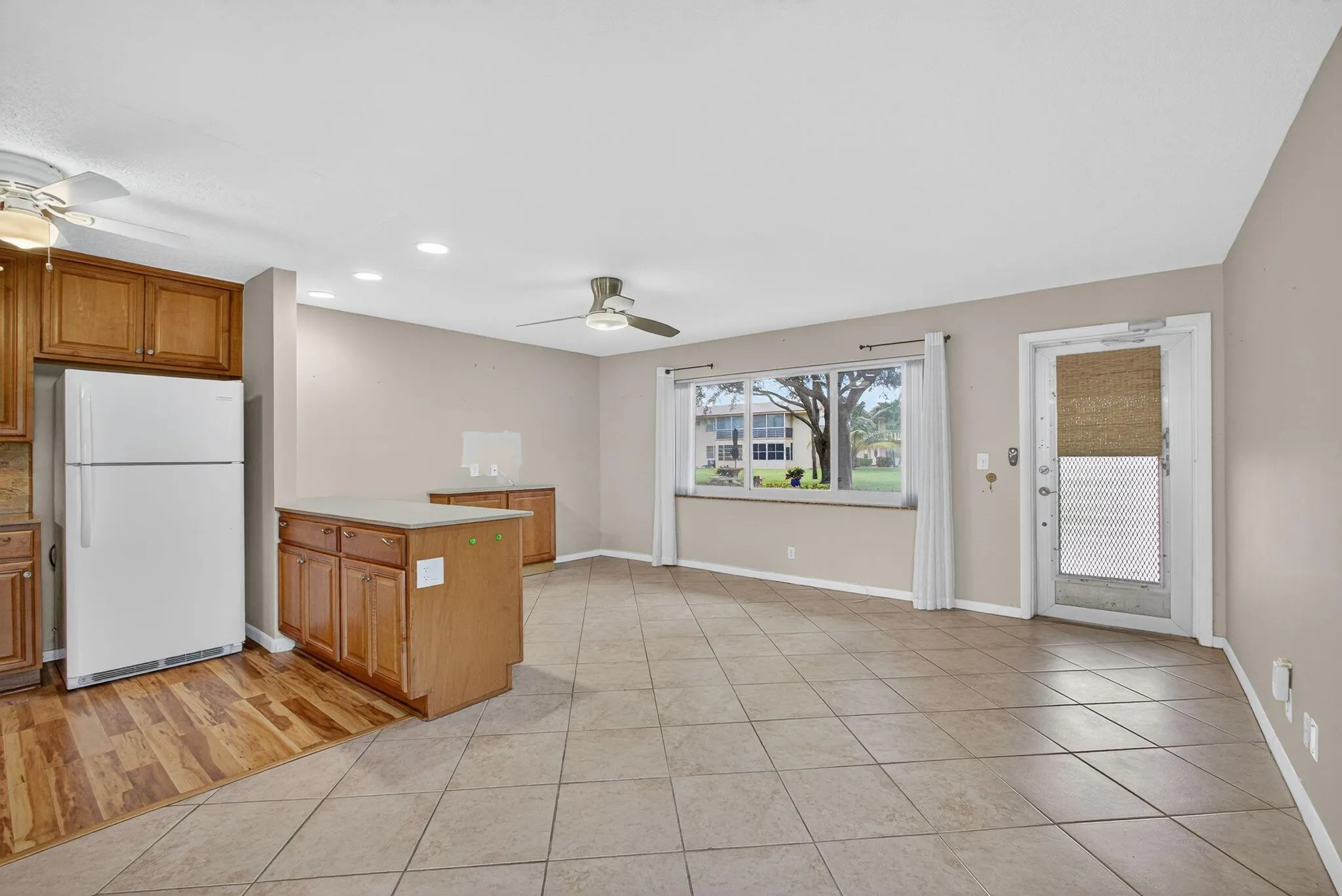 221 Coventry J