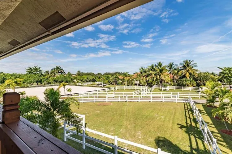 15330 Ocean Breeze Lane, #Barn Stalls