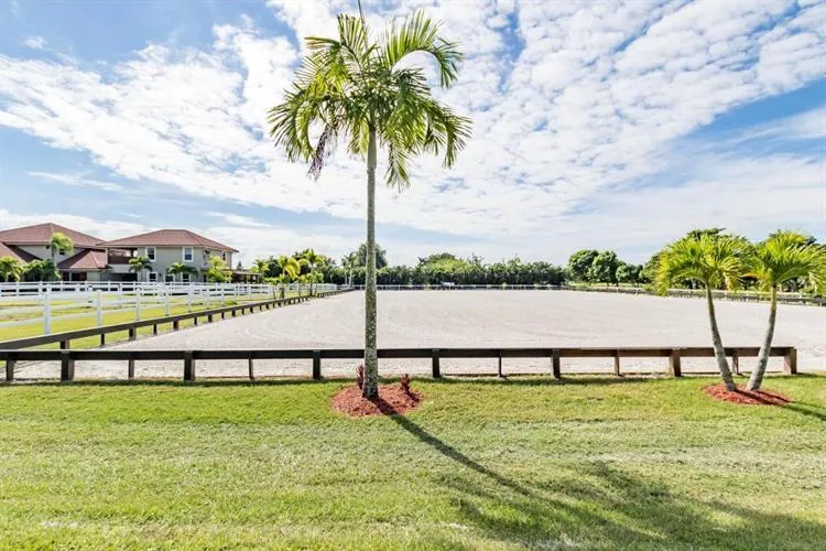 15330 Ocean Breeze Lane, #Barn Stalls