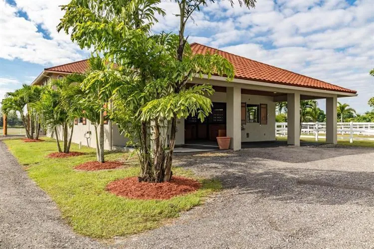 15330 Ocean Breeze Lane, #Barn Stalls