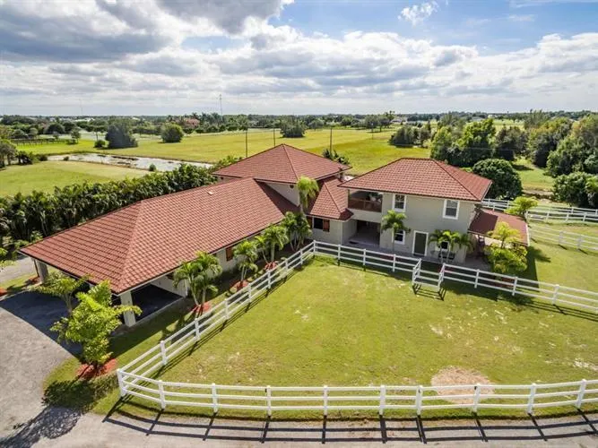 15330 Ocean Breeze Lane, #Barn Stalls