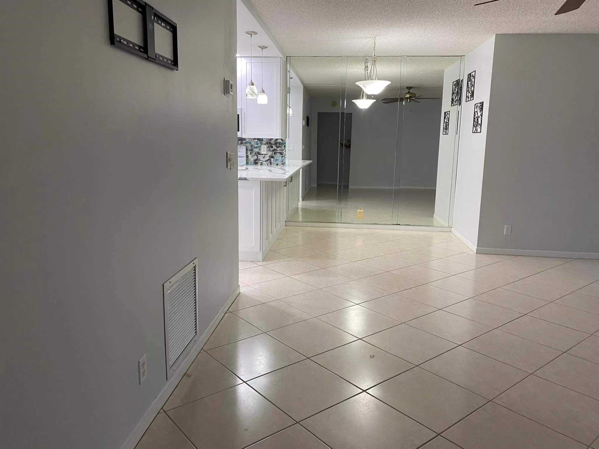 123 Lake Pine Circle, #A-1
