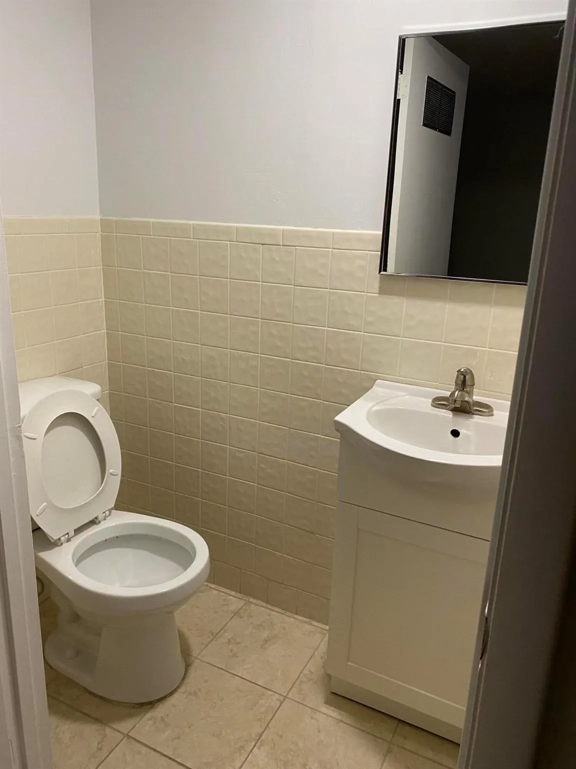 123 Lake Pine Circle, #A-1