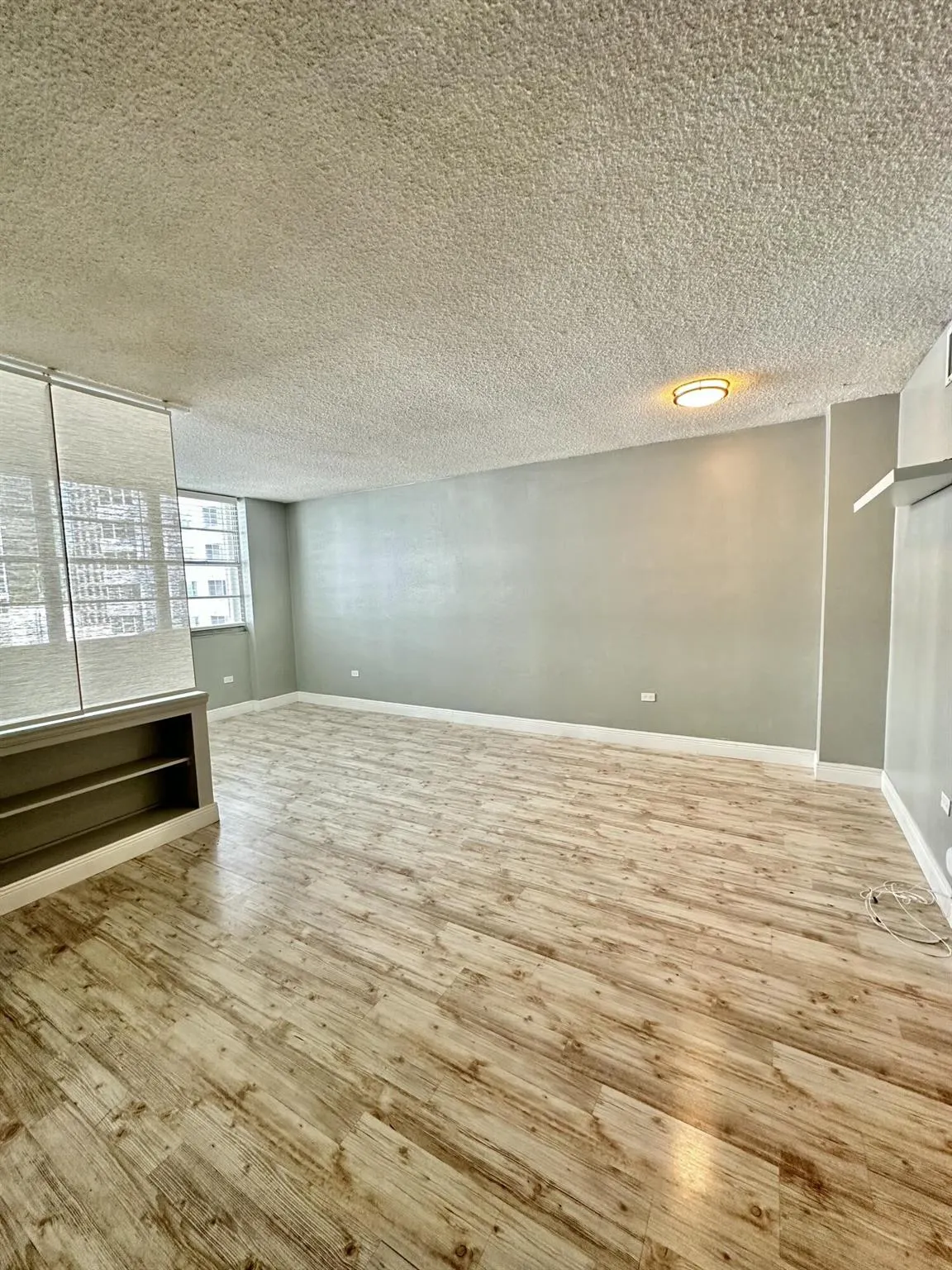 905 Brickell Bay Drive, #1223