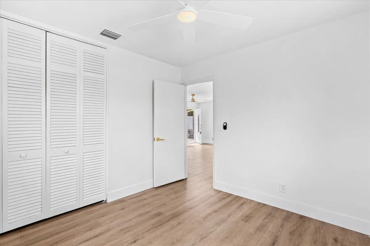 533 Riverside Drive