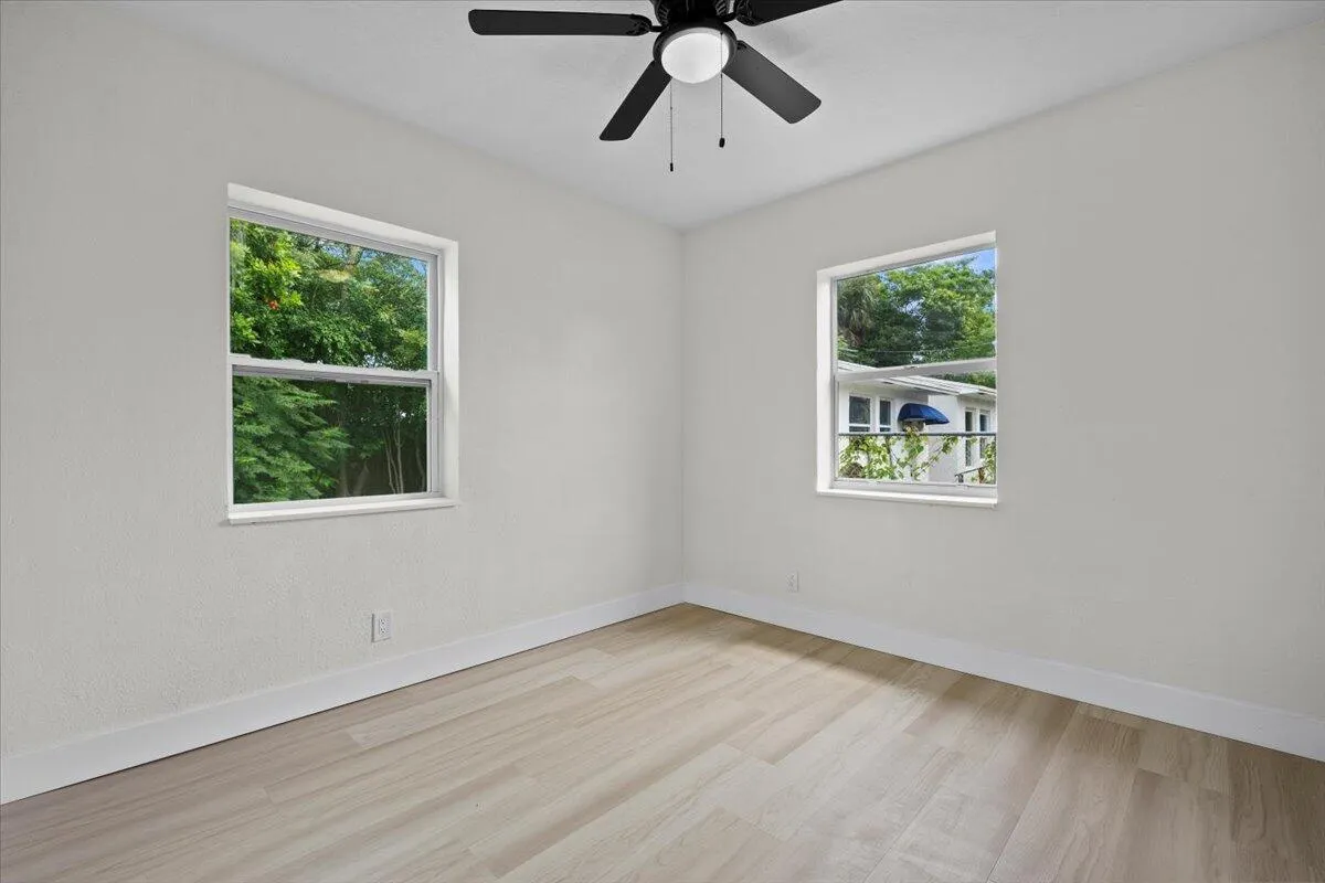 821 43rd Street