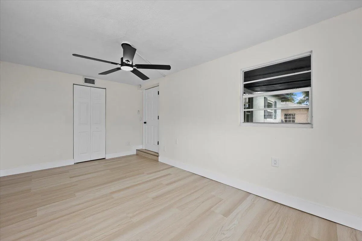 821 43rd Street