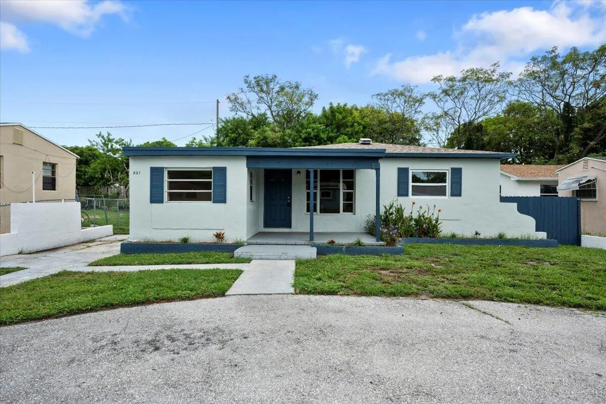 821 43rd Street
