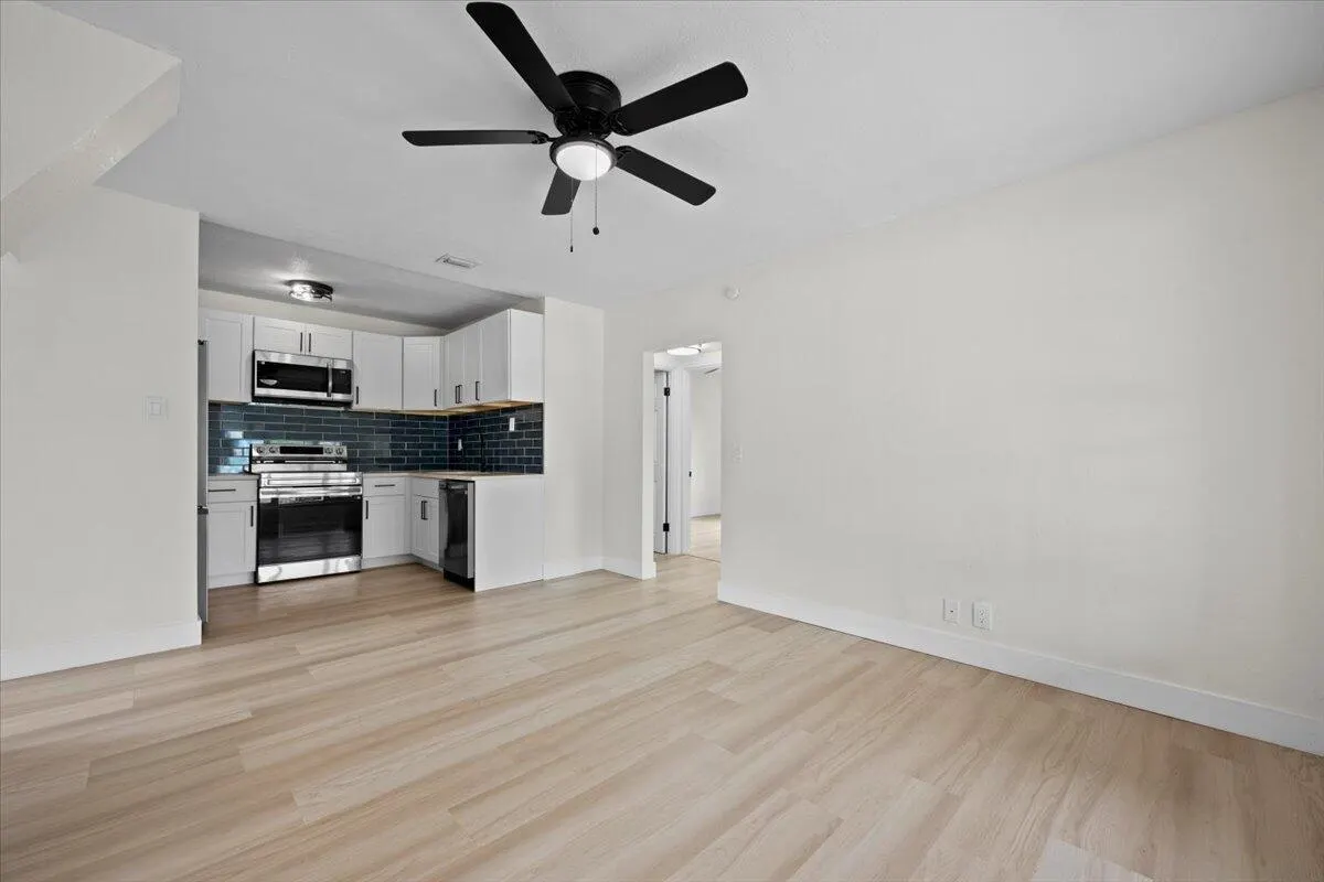 821 43rd Street