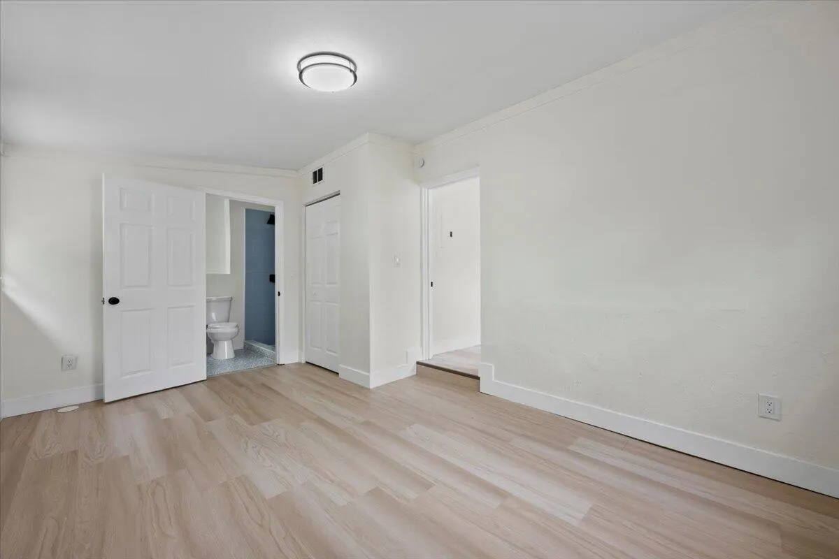 821 43rd Street