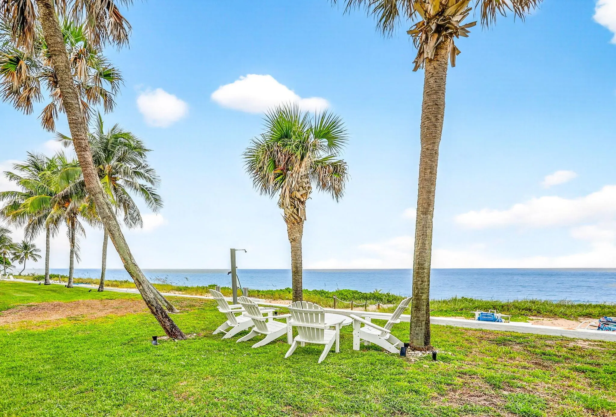 1043 Hillsboro Mile, #22c