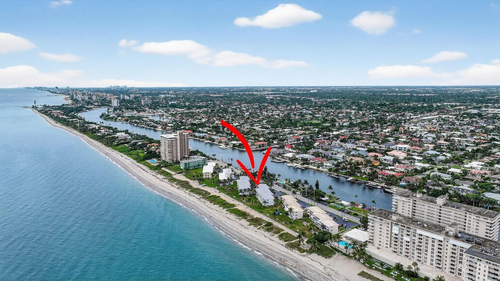 1043 Hillsboro Mile, #22c