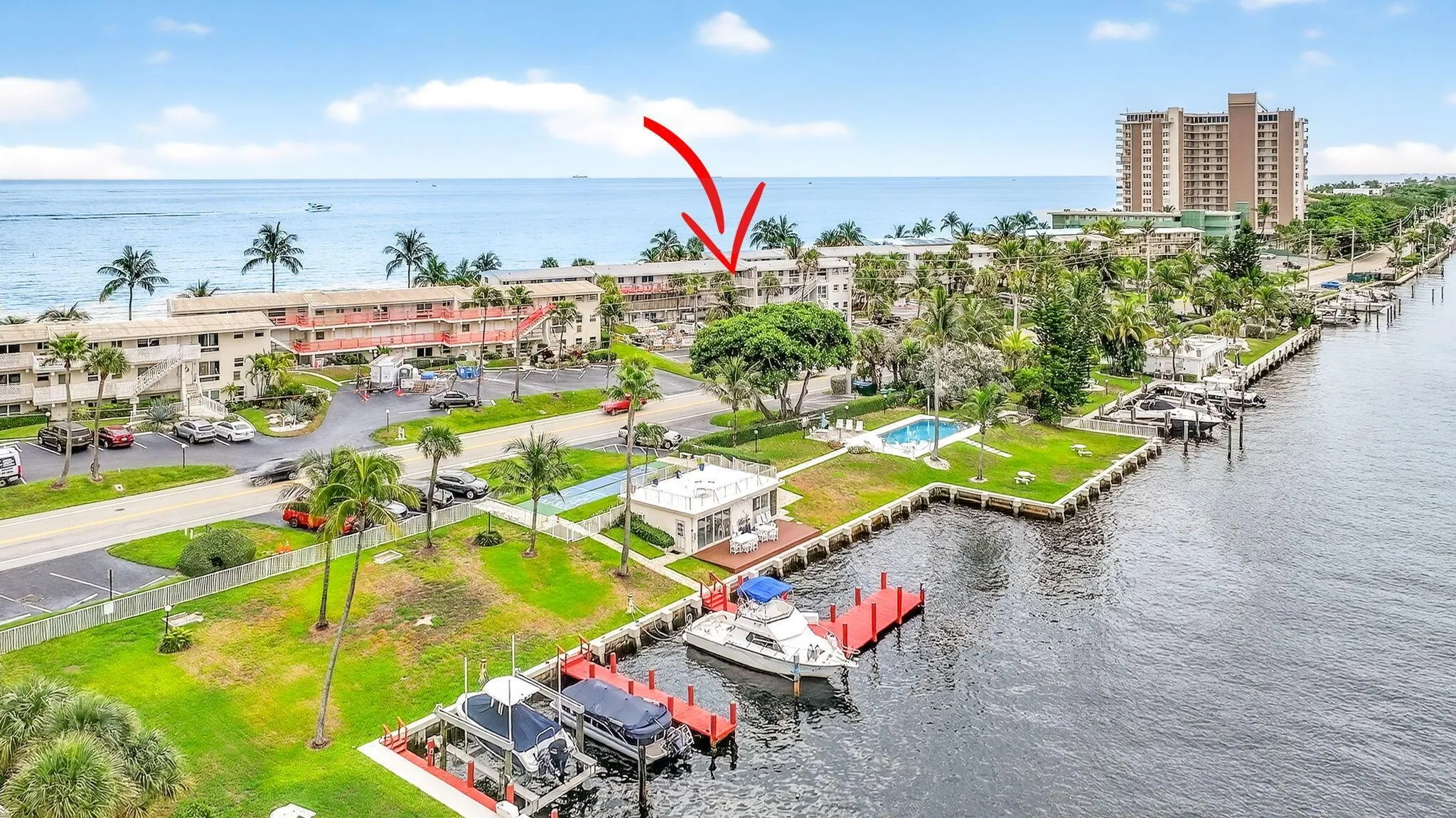 1043 Hillsboro Mile, #22c
