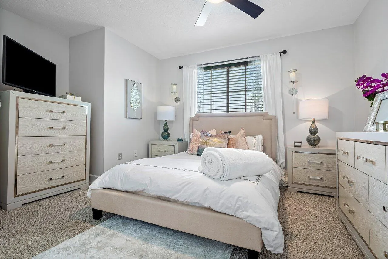 2054 Alta Meadows Lane, #2402