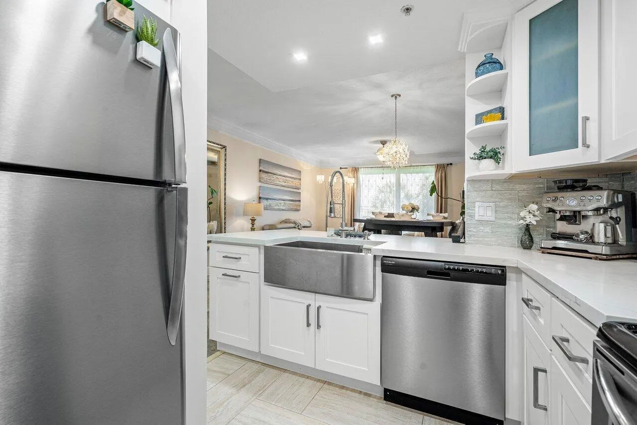 2054 Alta Meadows Lane, #2402