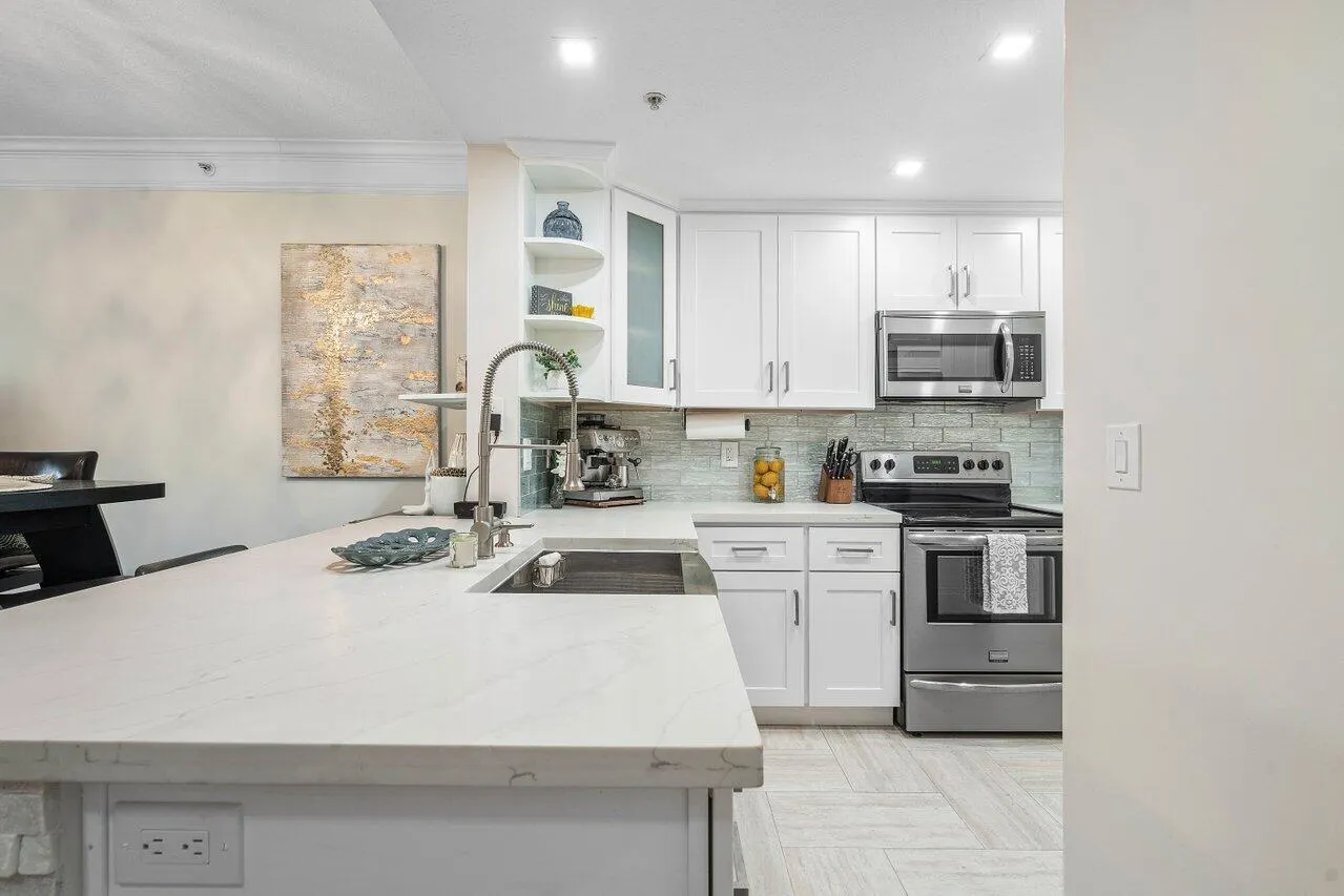 2054 Alta Meadows Lane, #2402