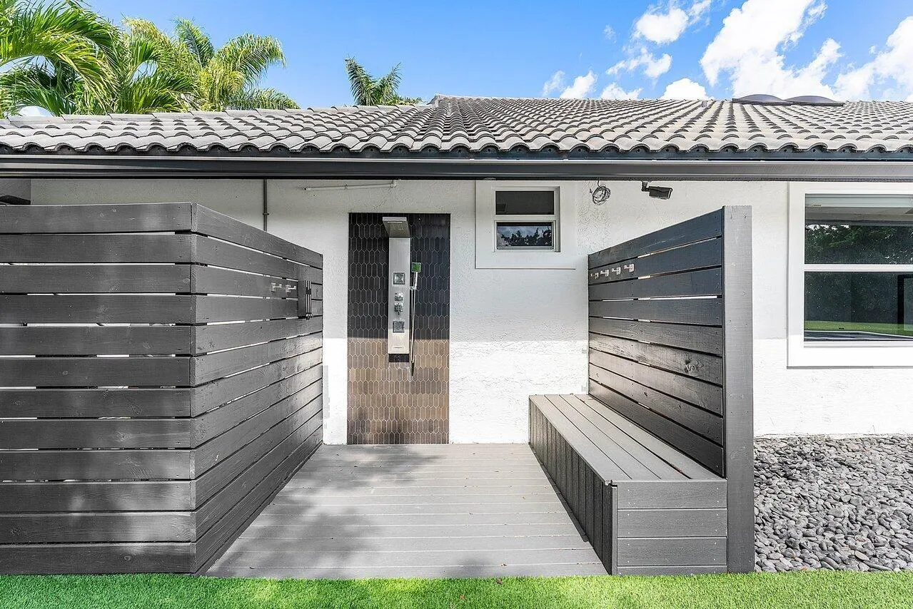14559 Draft Horse Lane
