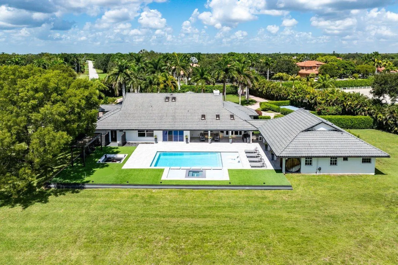14559 Draft Horse Lane