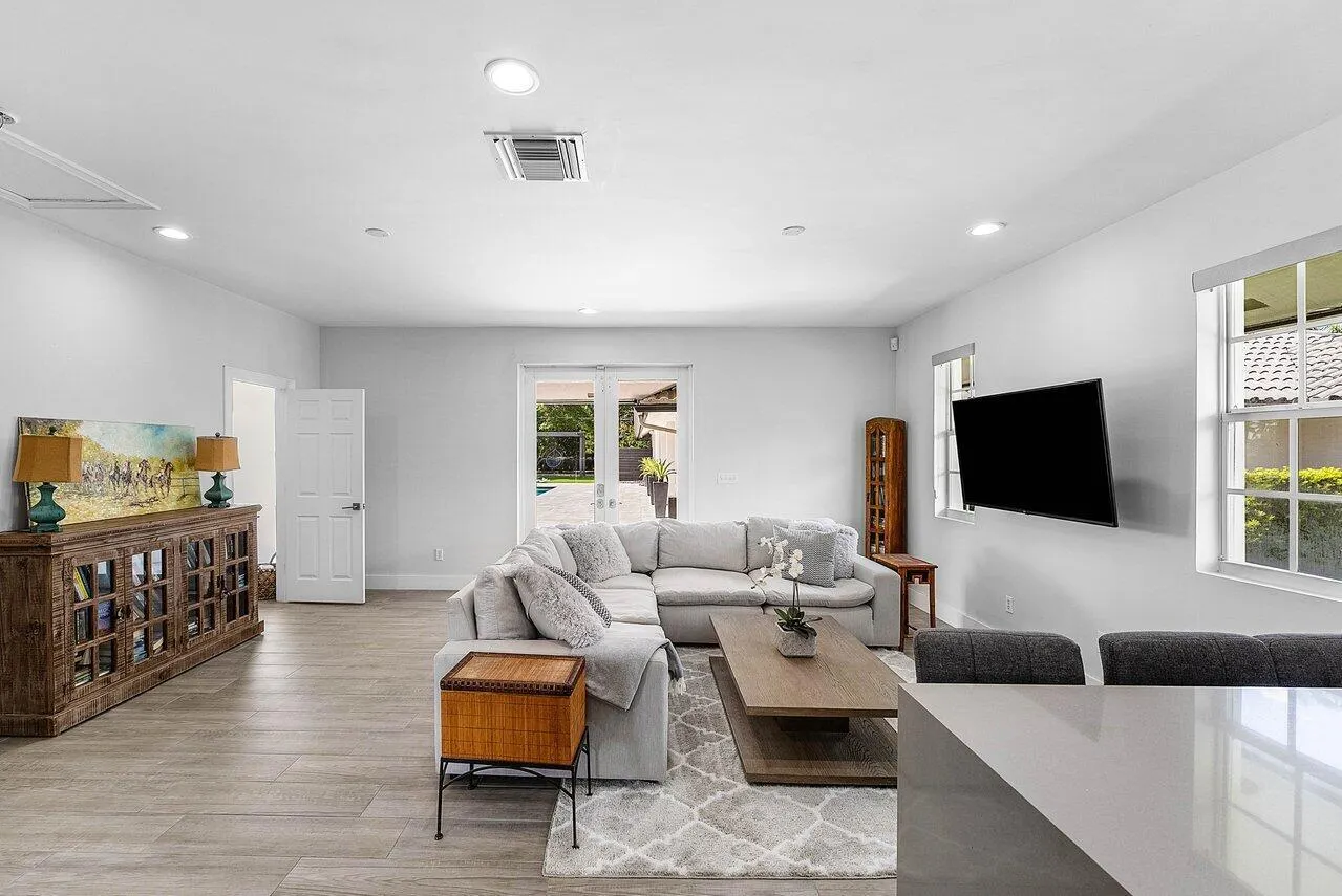 14559 Draft Horse Lane