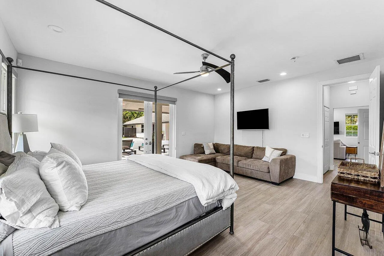 14559 Draft Horse Lane