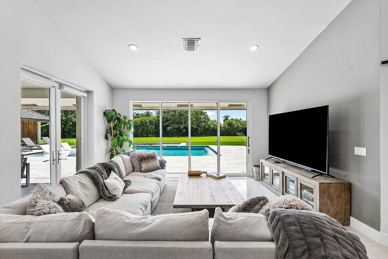 14559 Draft Horse Lane