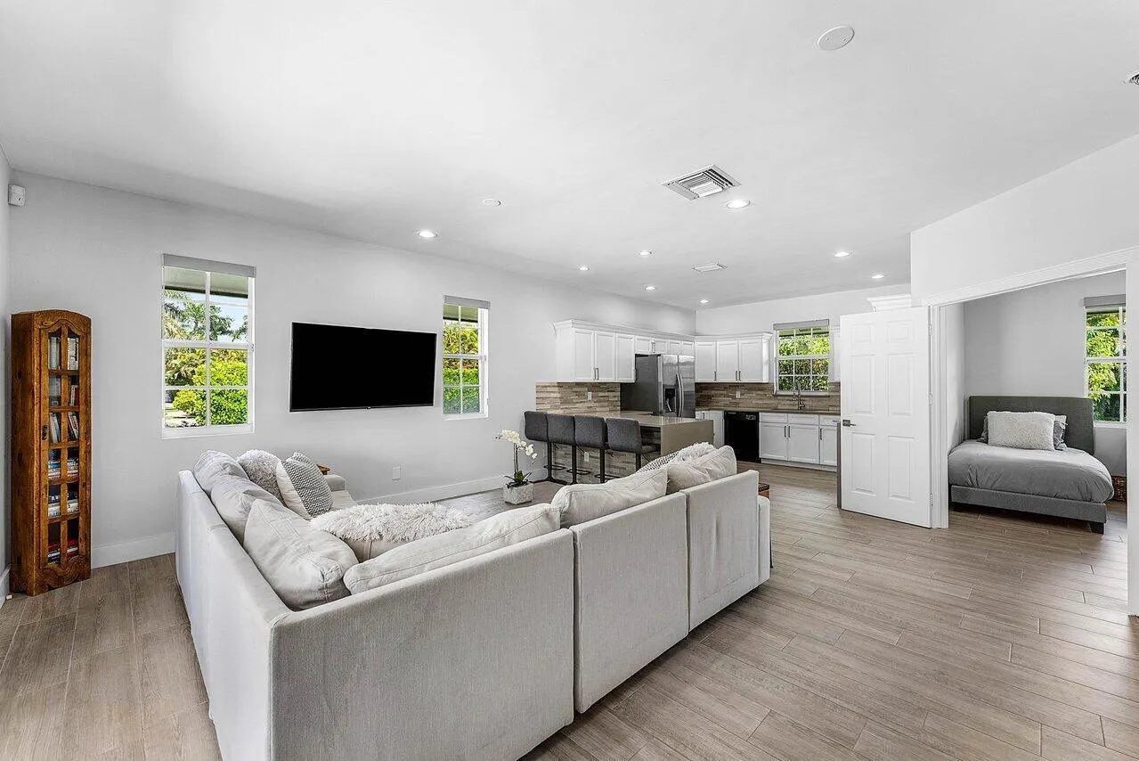 14559 Draft Horse Lane