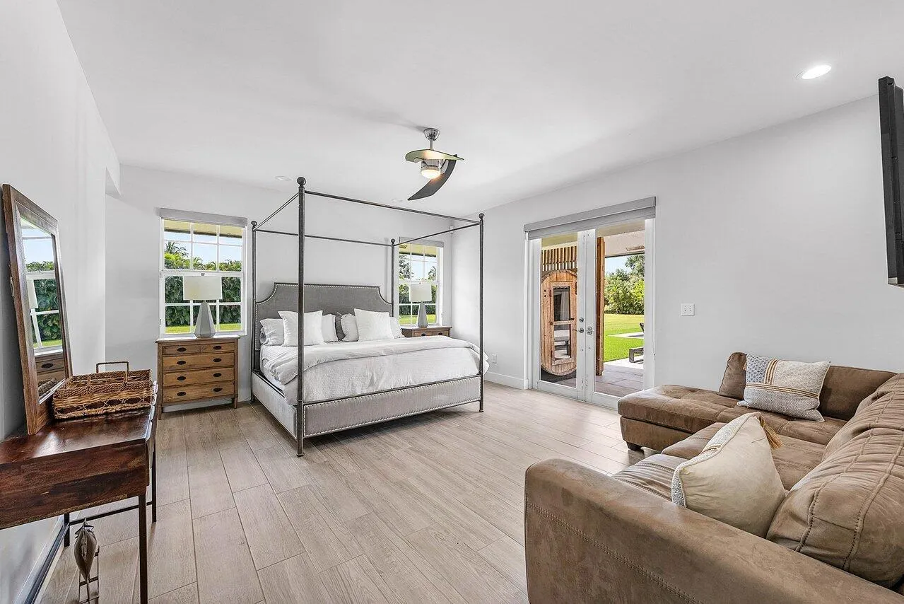 14559 Draft Horse Lane