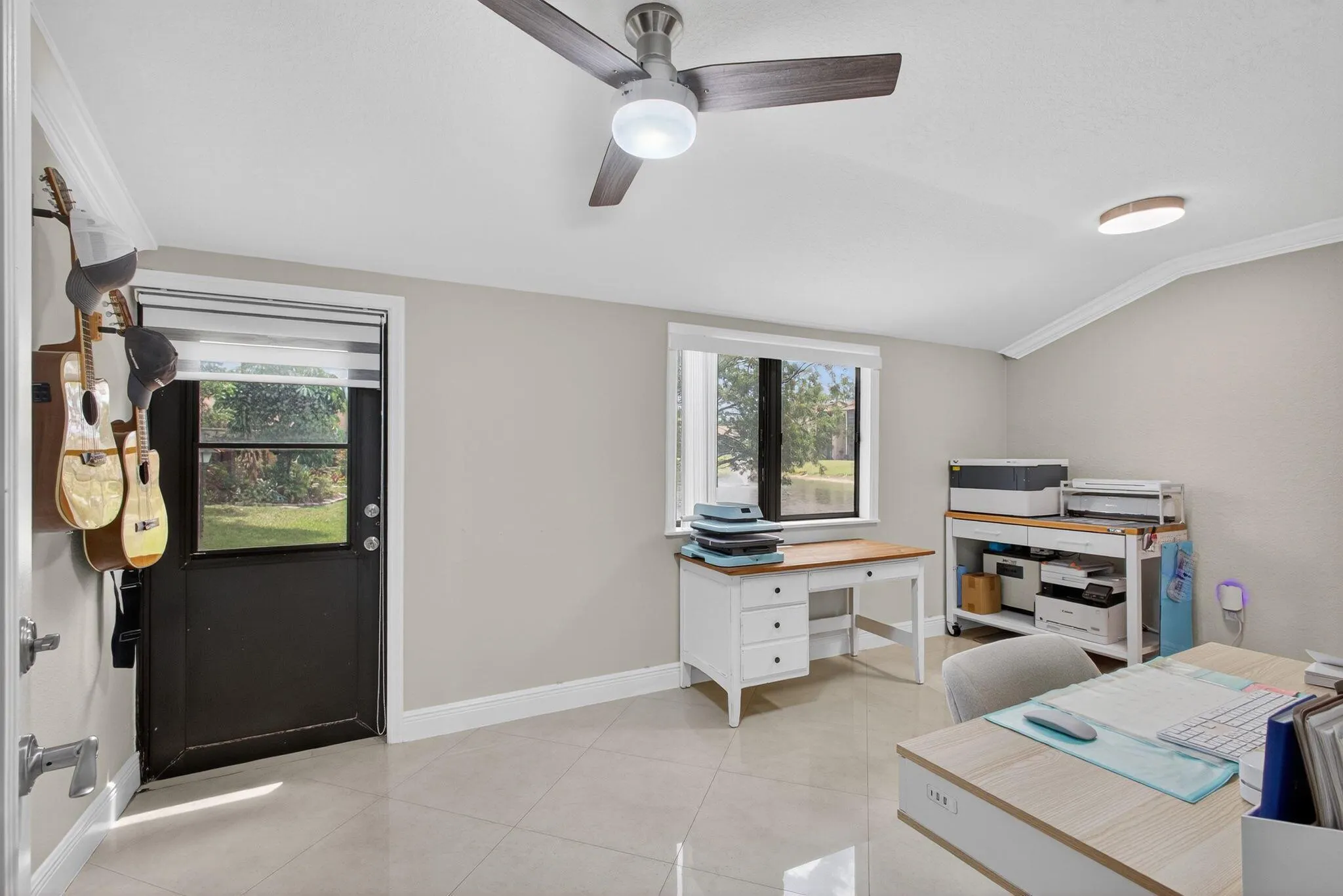 606 Sea Pine Way, #B