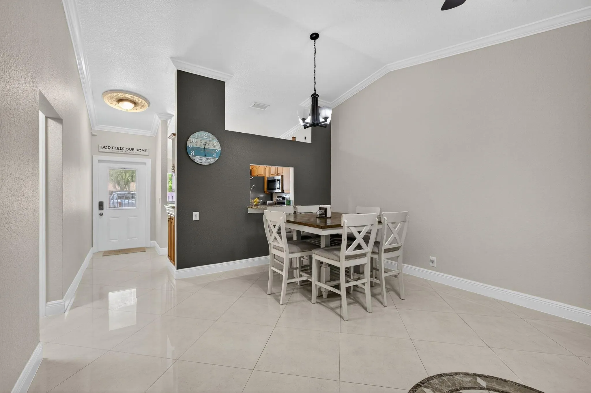 606 Sea Pine Way, #B