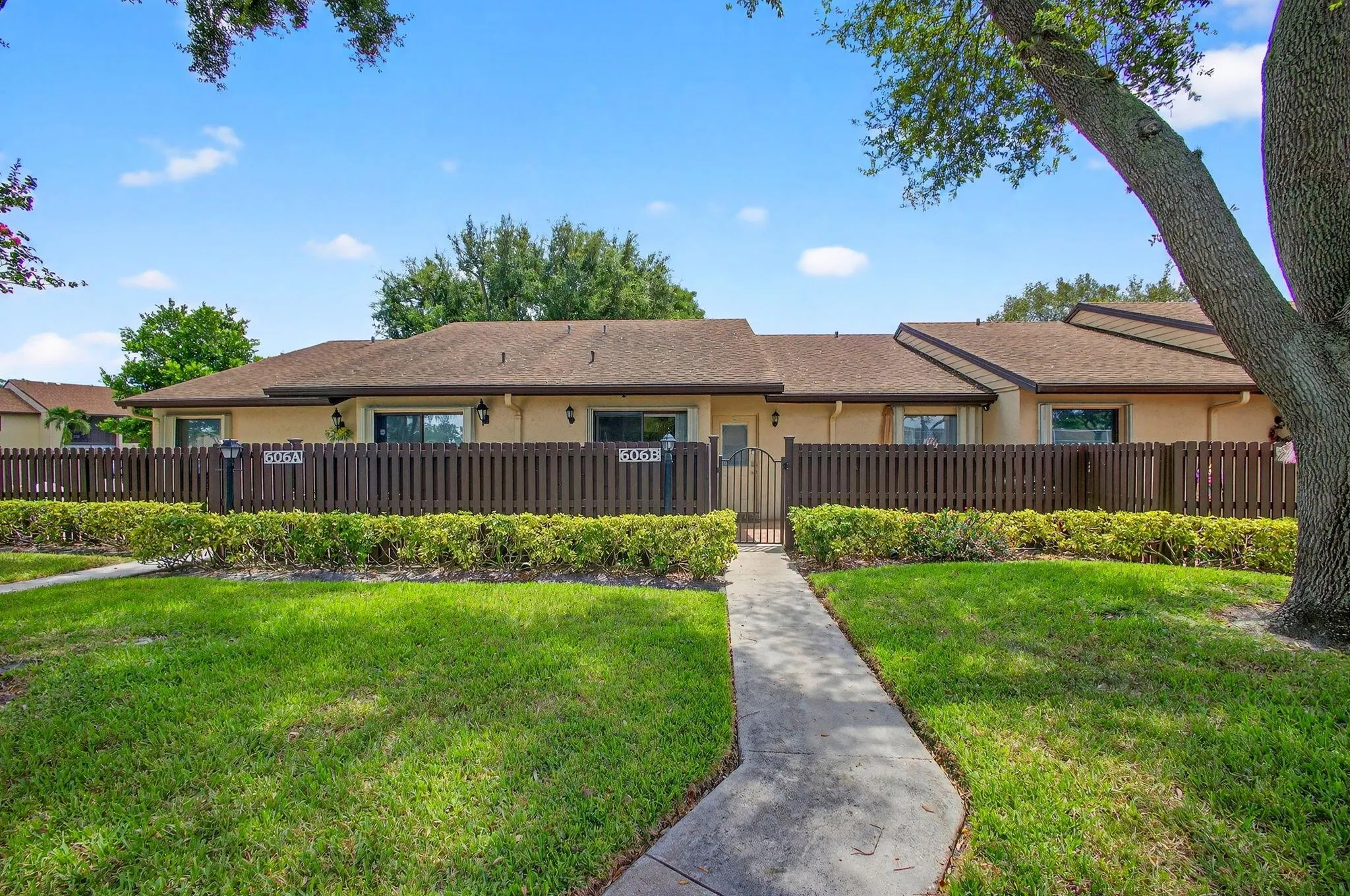 606 Sea Pine Way, #B
