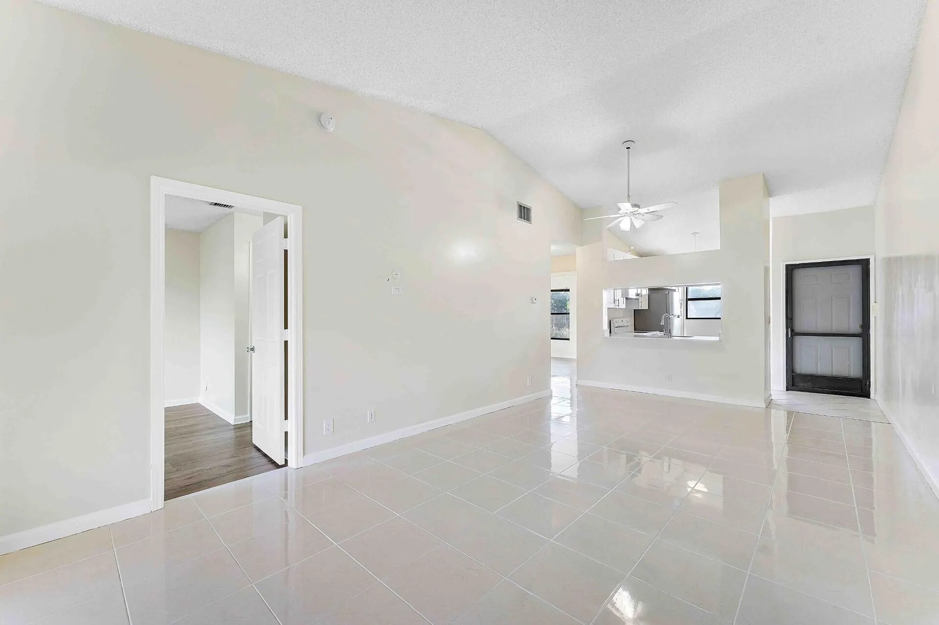 3375 Jaywood Terrace, #2050