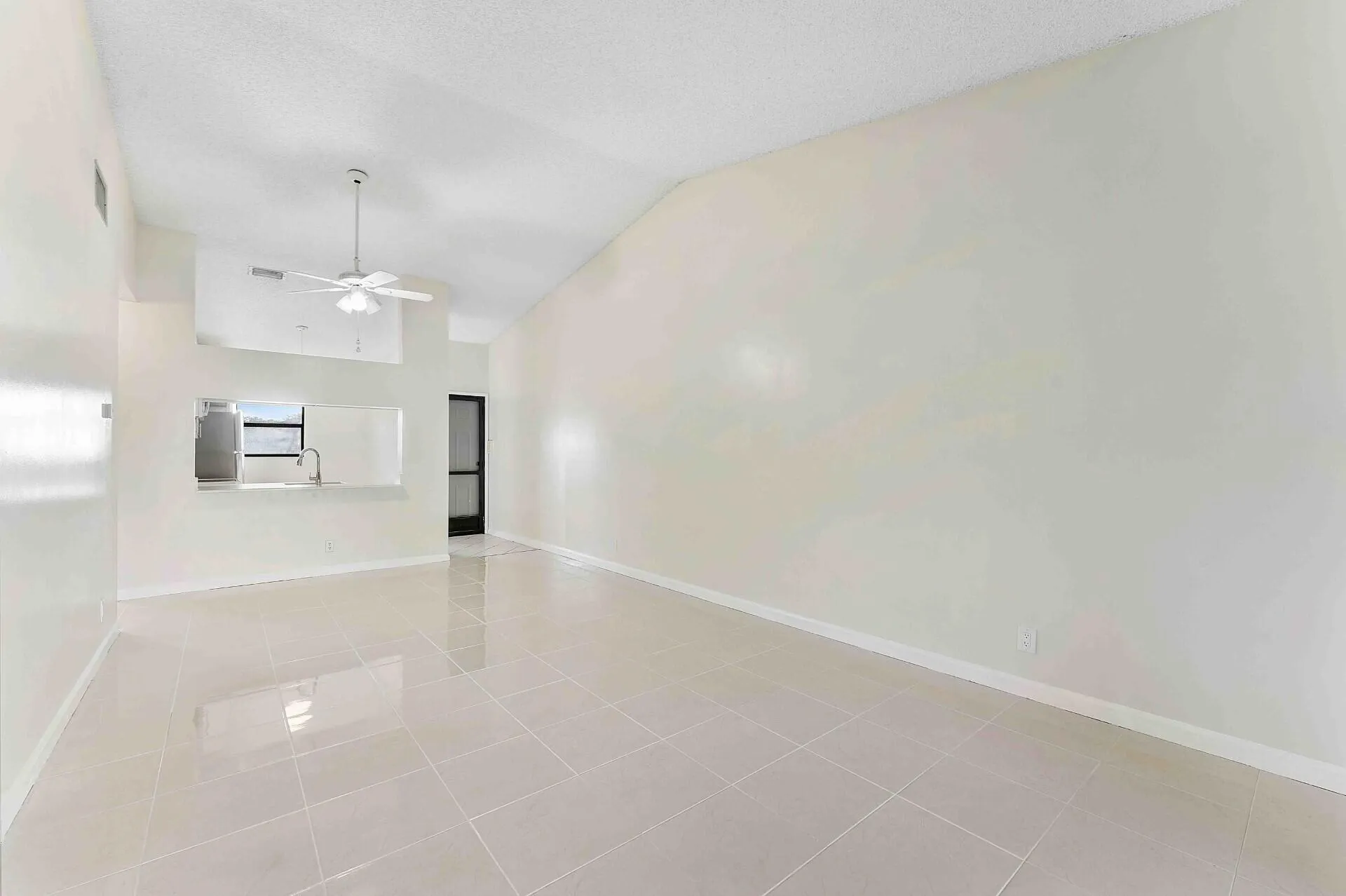 3375 Jaywood Terrace, #2050