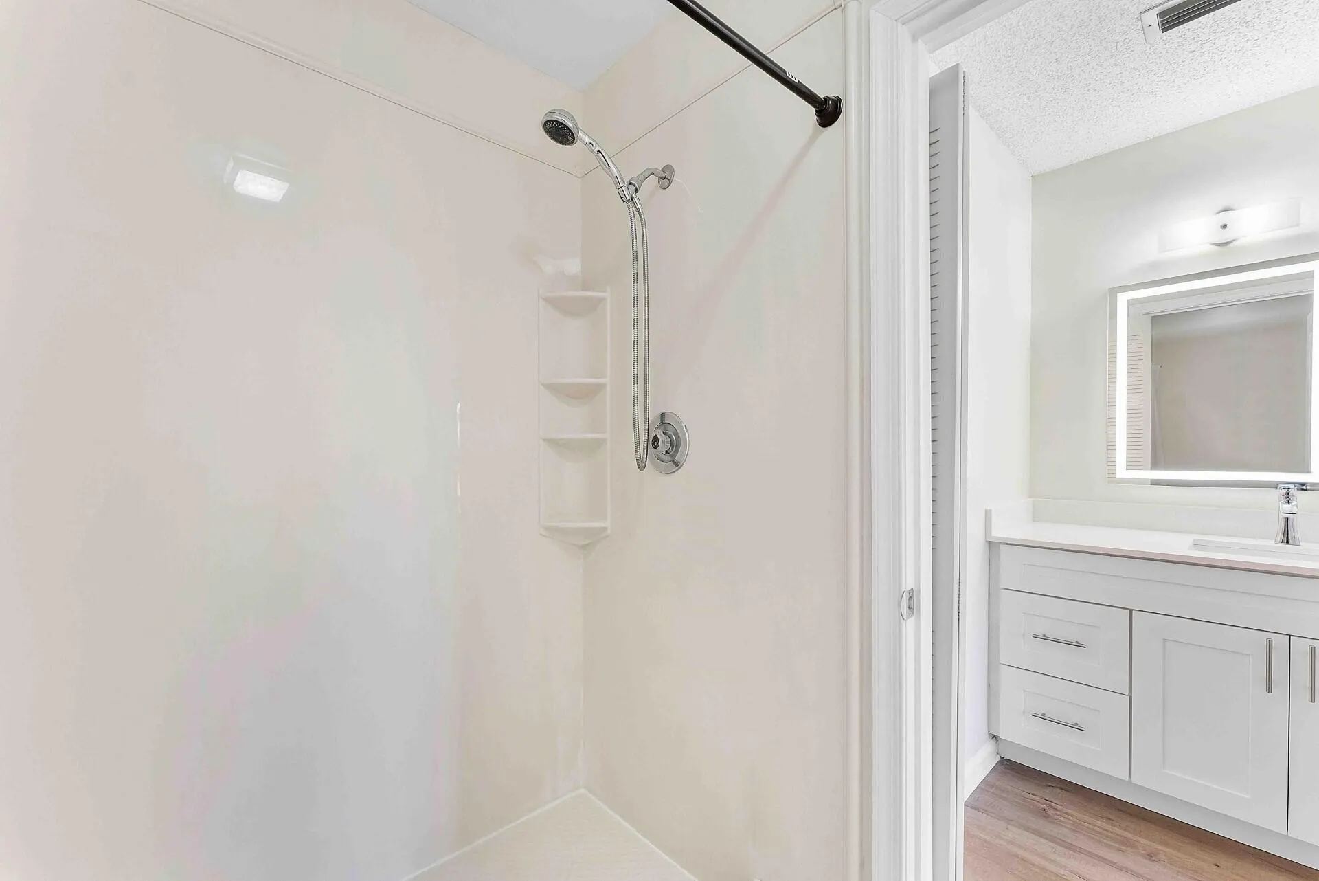 3375 Jaywood Terrace, #2050