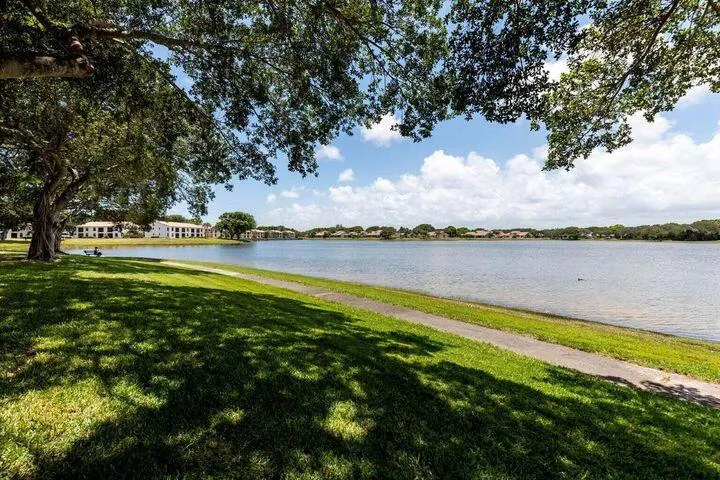 3375 Jaywood Terrace, #2050