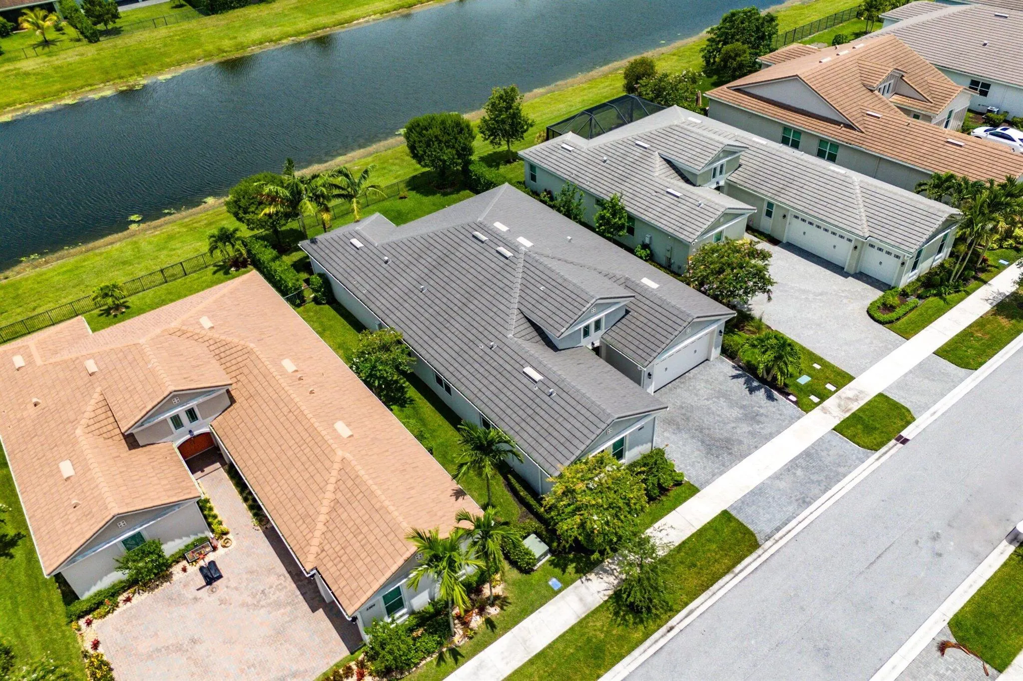 5862 Whippoorwill Circle