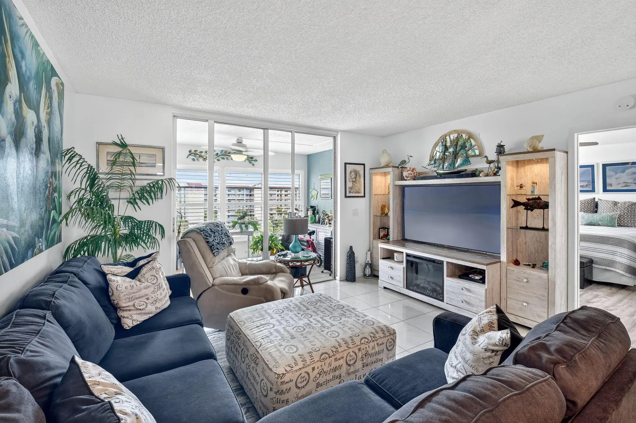 14527 Bonaire Boulevard, #702