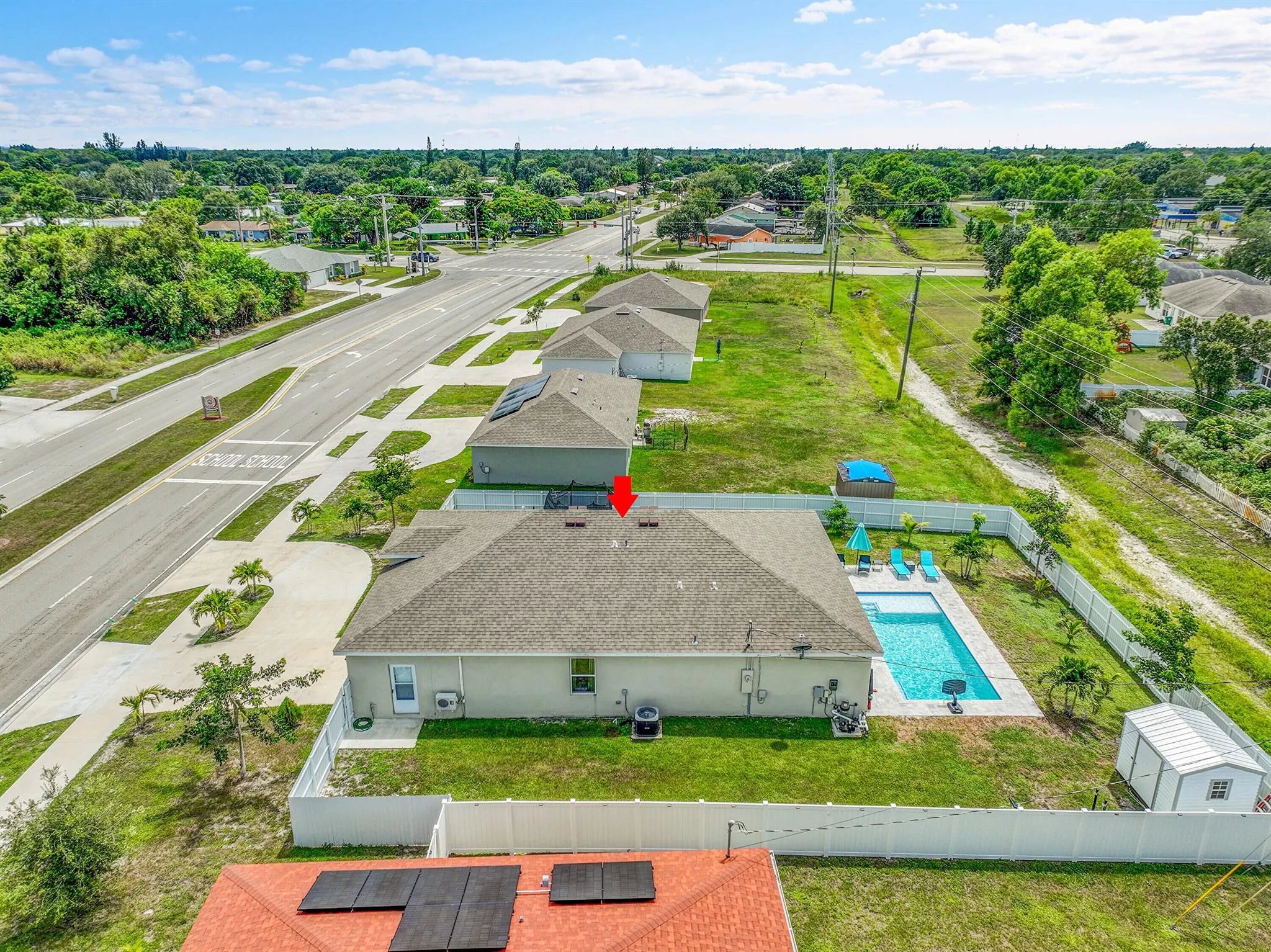 418 NW Airoso Boulevard