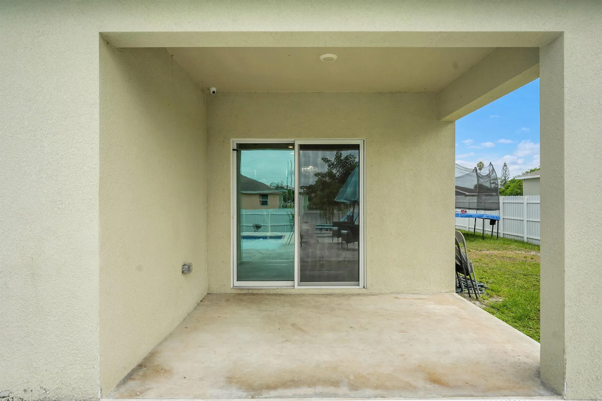 418 NW Airoso Boulevard