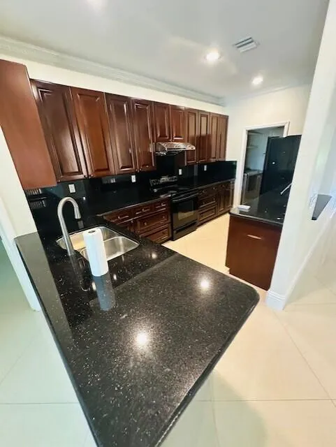 5245 Sancerre Circle