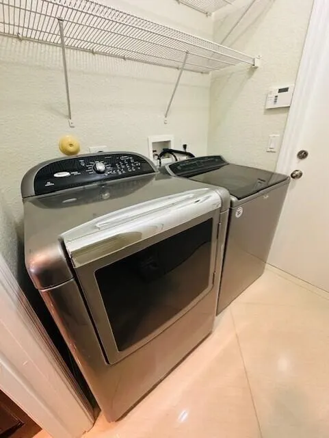 5245 Sancerre Circle
