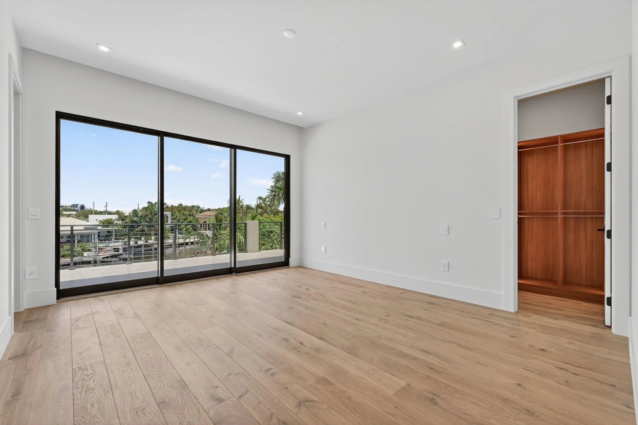 721 NE 34th Street