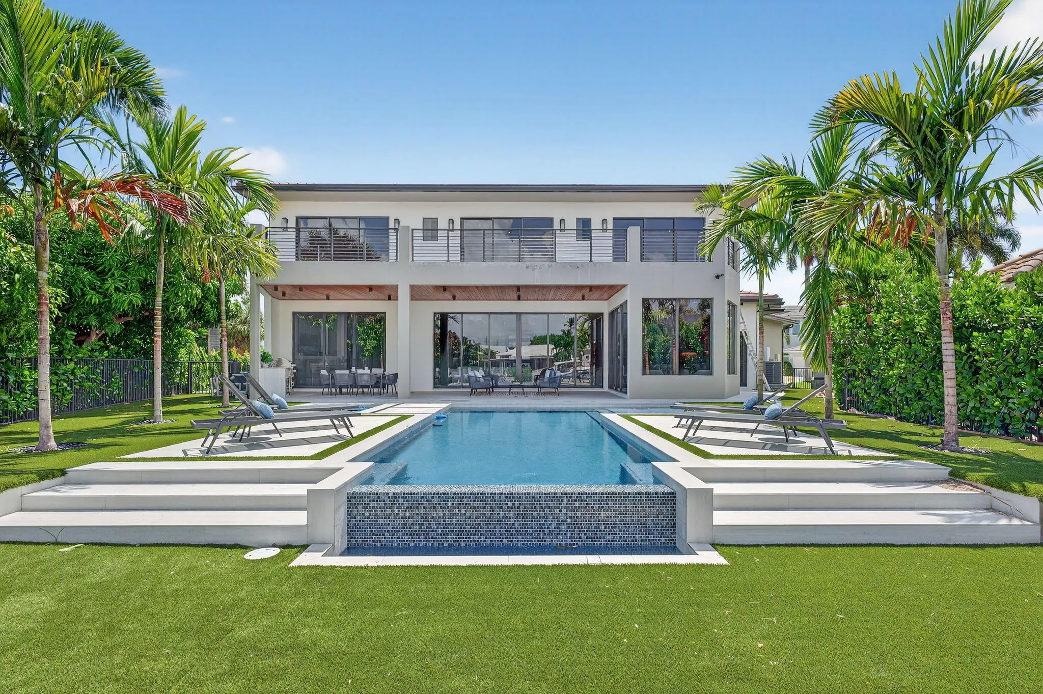 721 NE 34th Street