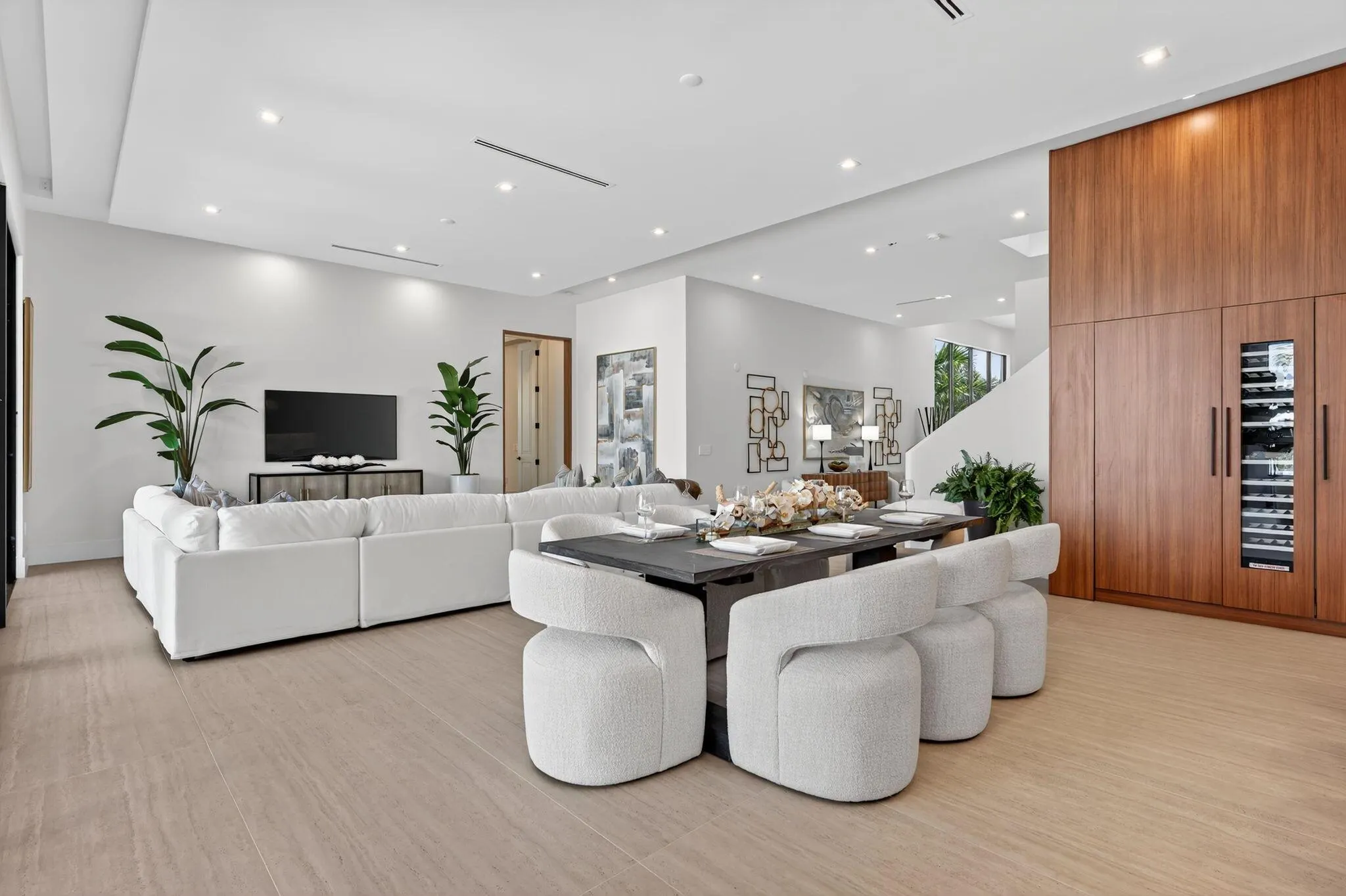 721 NE 34th Street
