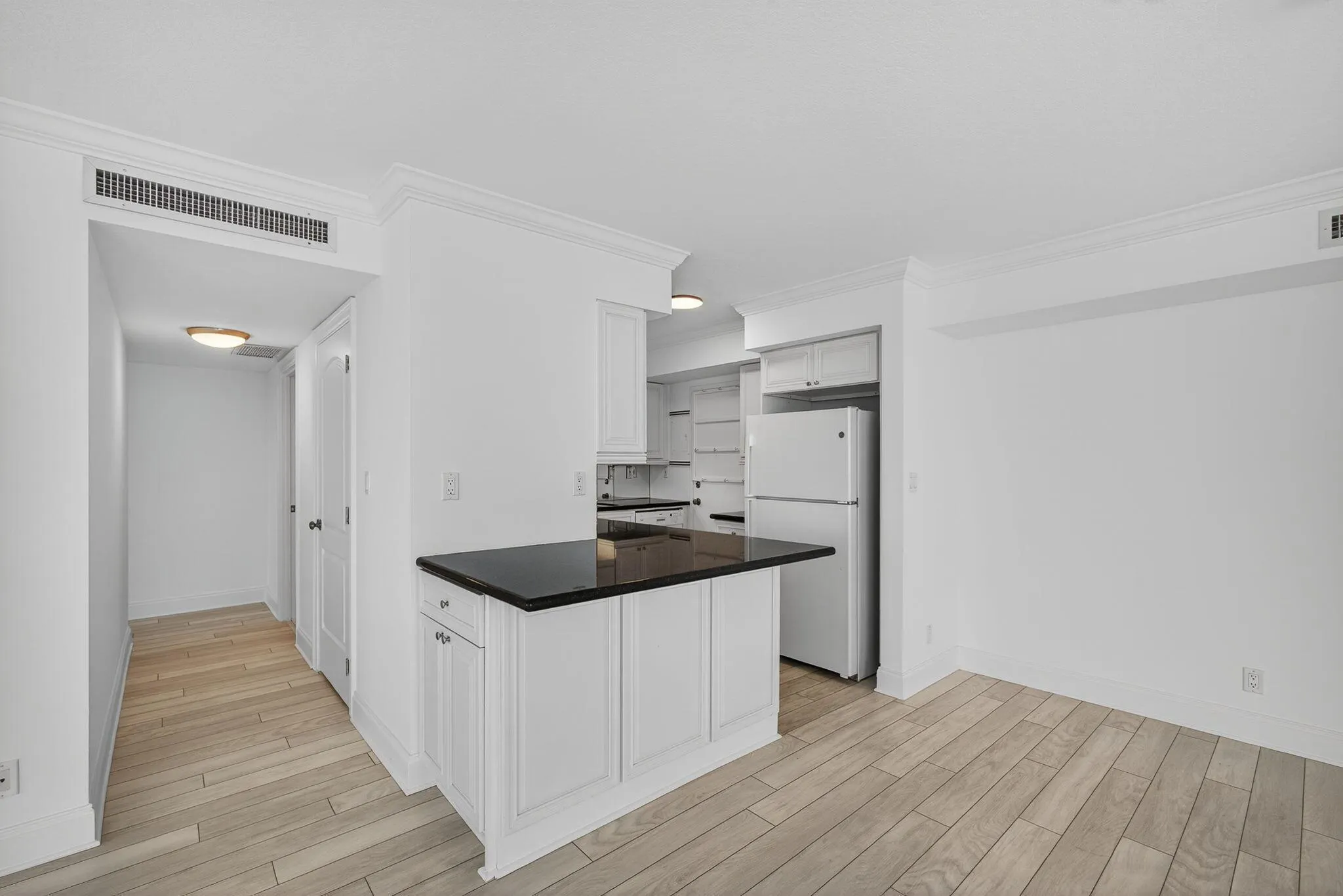2600 N Flagler 907 Drive, #907